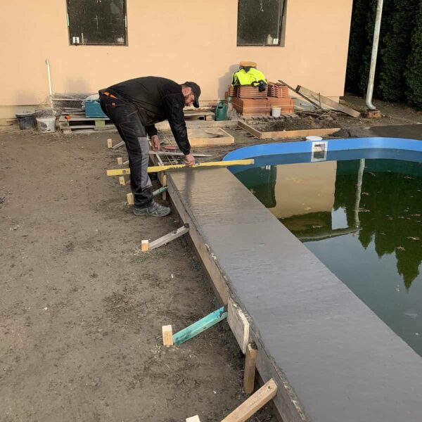 Műanyag medence körüljáró_3